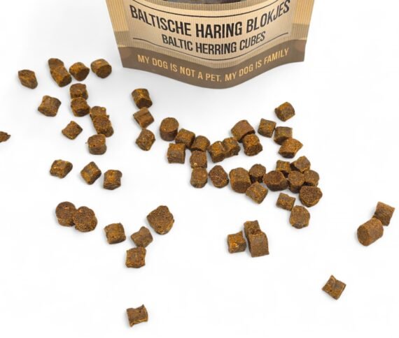 Canis-Purus-Baltische-Haring-blokjes_003-570x484 Canis Purus Baltische Haring Blokjes